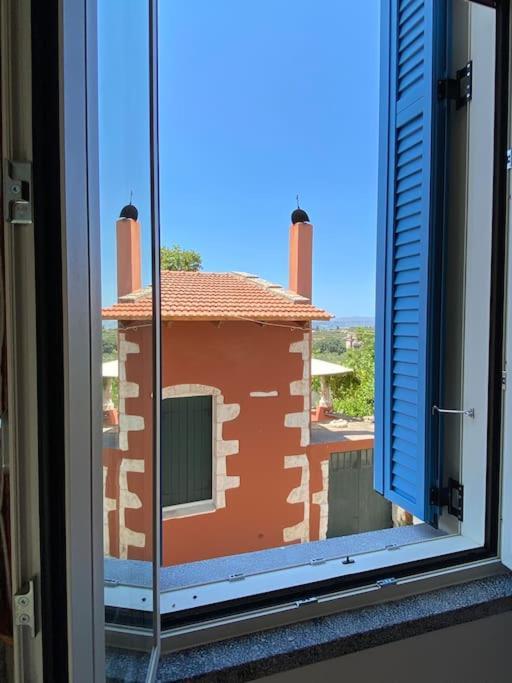 Yioklima - Renovated Neoclassical House With Two Bedrooms Вамос Екстериор снимка