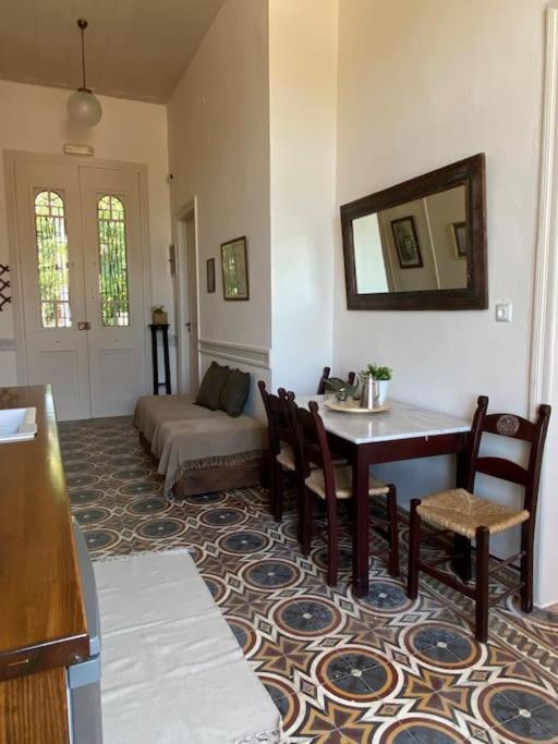 Yioklima - Renovated Neoclassical House With Two Bedrooms Вамос Екстериор снимка
